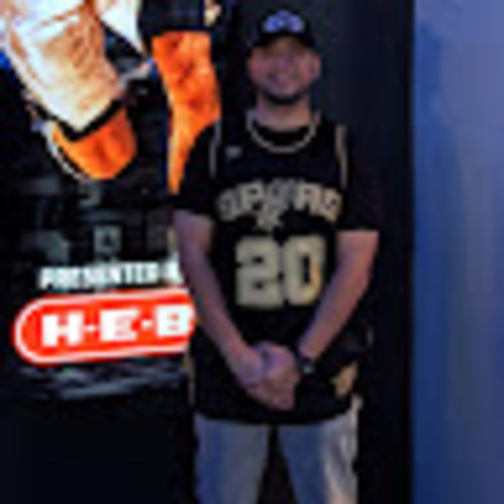 Meet your Posher, Noe